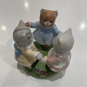 Vintage Schmid Kitty Cucumber Ring Around the Rosie Figurine Cottagecore‎ Cats
